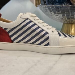 Stylish Striped Men's Sneakers